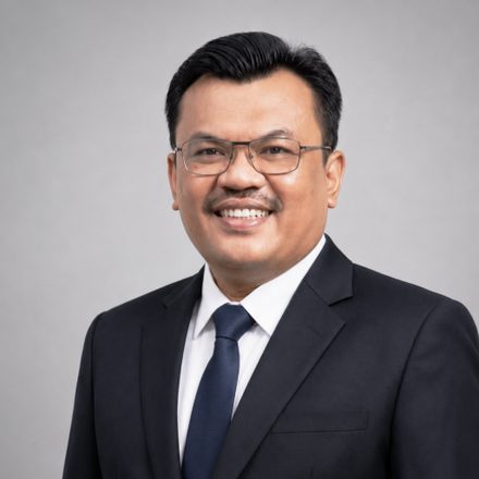 Prof. Ade Sofyan Mulazid, S.Ag., M.H.